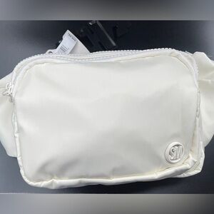 NWT Steve Madden Belt Bag